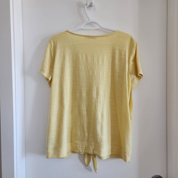 Ricki's Yellow Summer Top - Picture 2 of 3